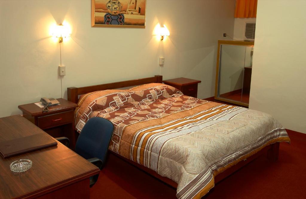 Phoenix Hotel Angeles Δωμάτιο φωτογραφία