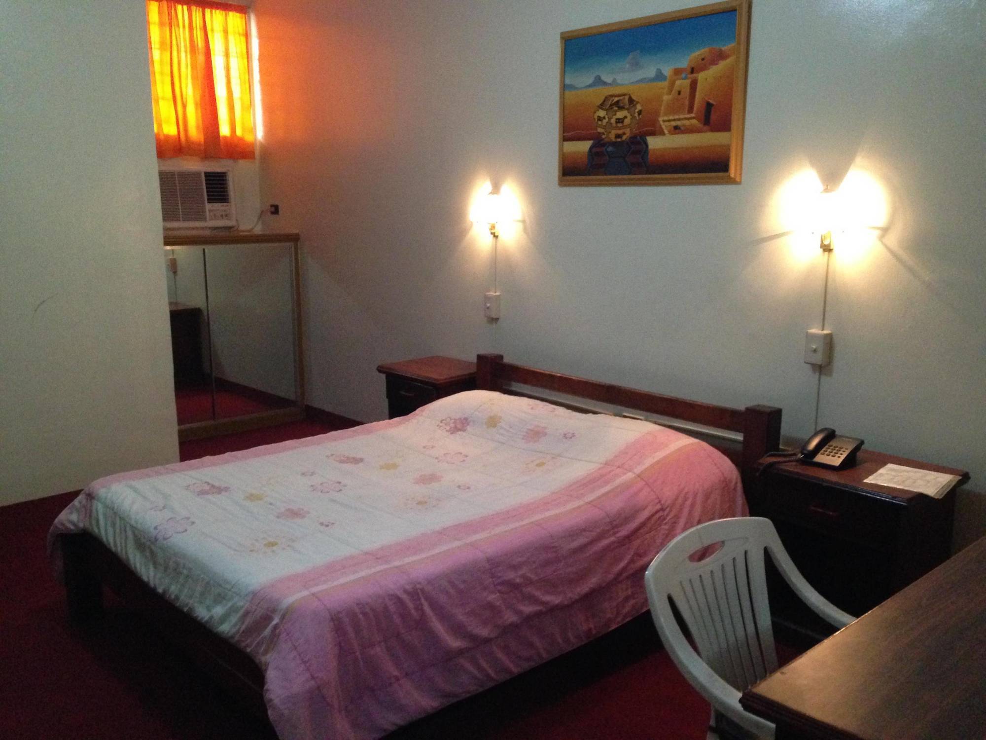 Phoenix Hotel Angeles Εξωτερικό φωτογραφία